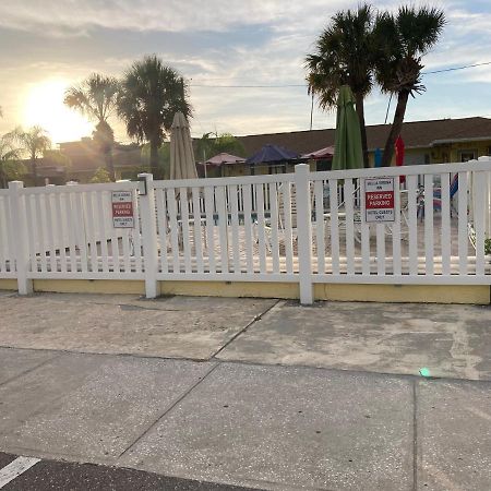 Bella Sirena Inn St. Pete Beach Ngoại thất bức ảnh