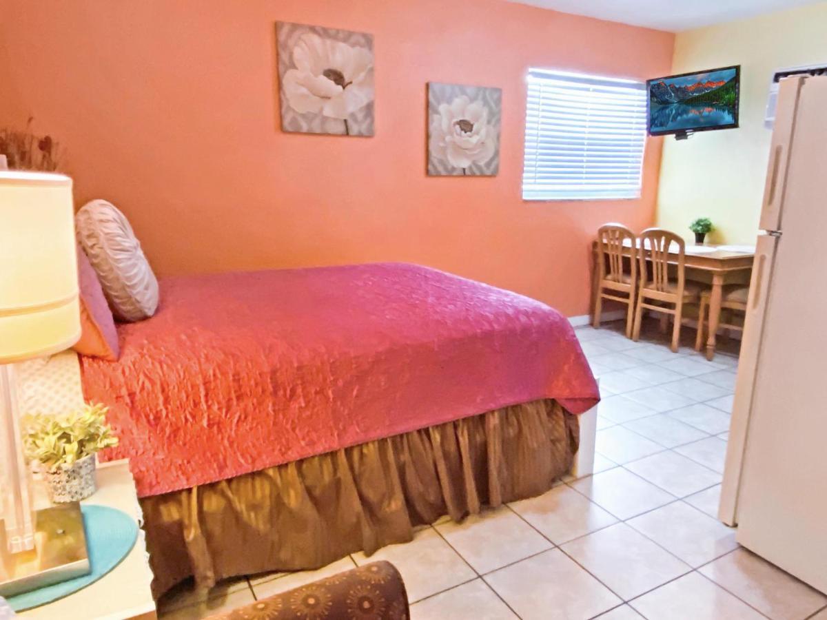 Bella Sirena Inn St. Pete Beach Ngoại thất bức ảnh