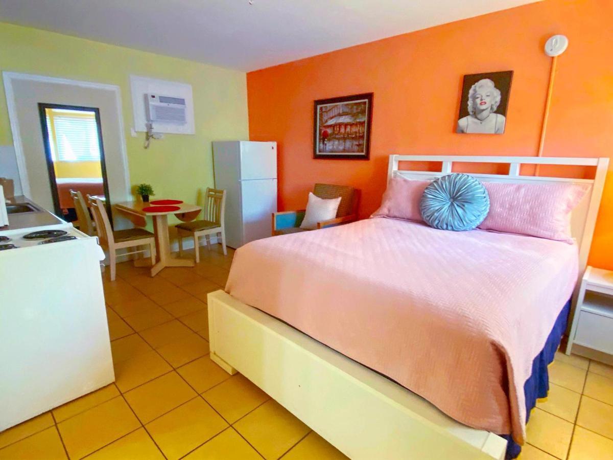 Bella Sirena Inn St. Pete Beach Ngoại thất bức ảnh