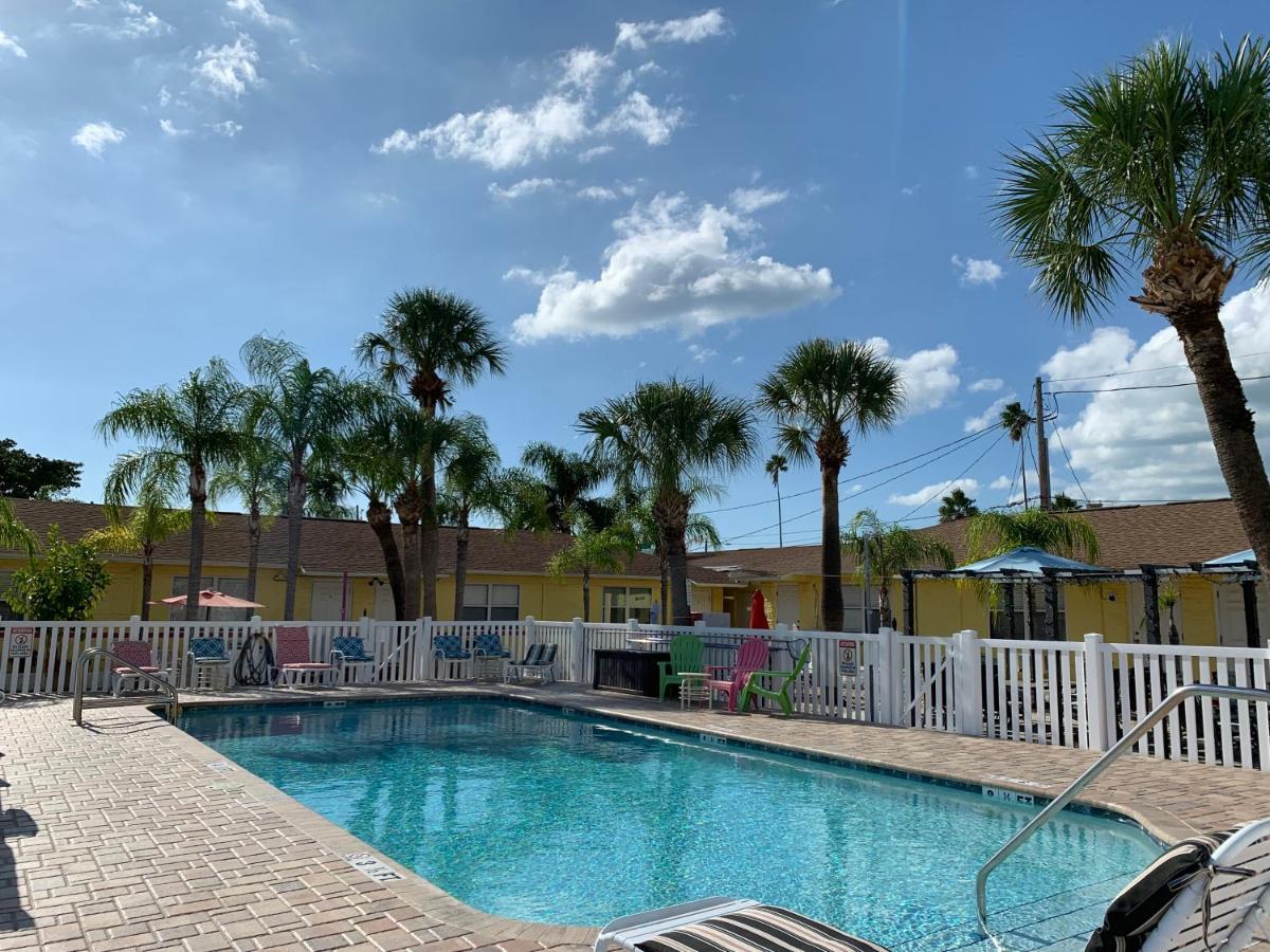 Bella Sirena Inn St. Pete Beach Ngoại thất bức ảnh